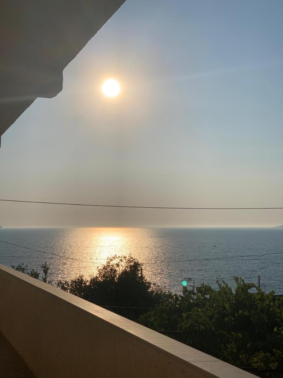 Kenza Apartments Sarande Room photo
