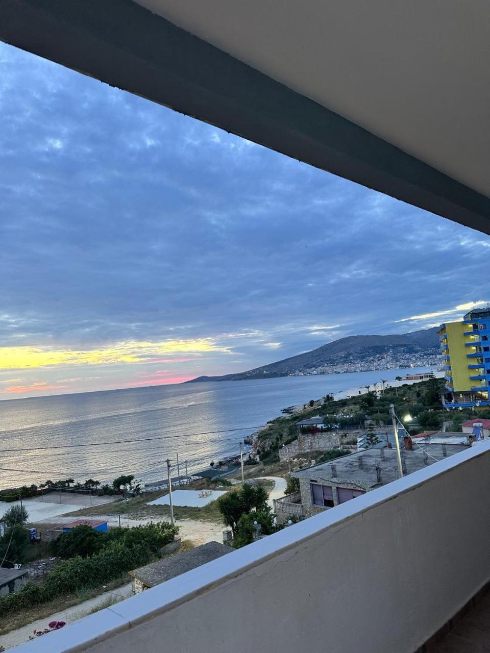 Kenza Apartments Sarande Exterior photo