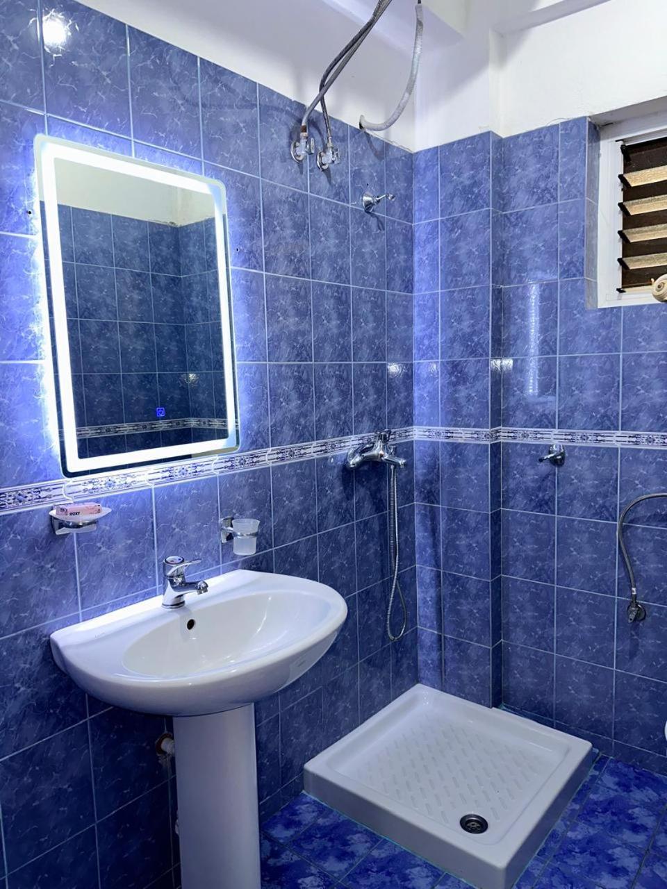 Kenza Apartments Sarande Exterior photo